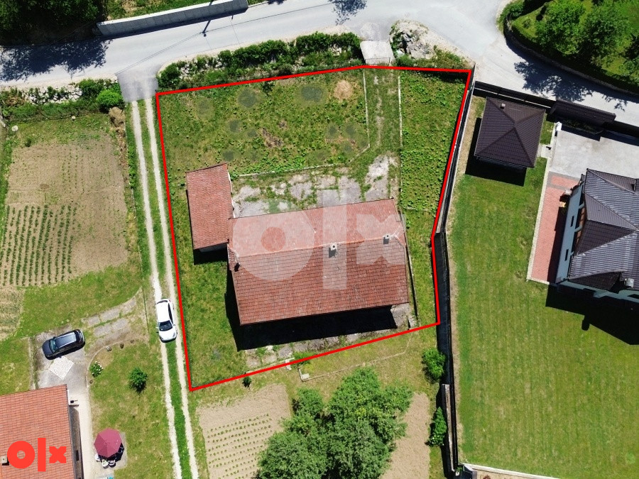 Kuća u Zenici, Luke, iznad Mokušnica (tri stambene jedinice) 3