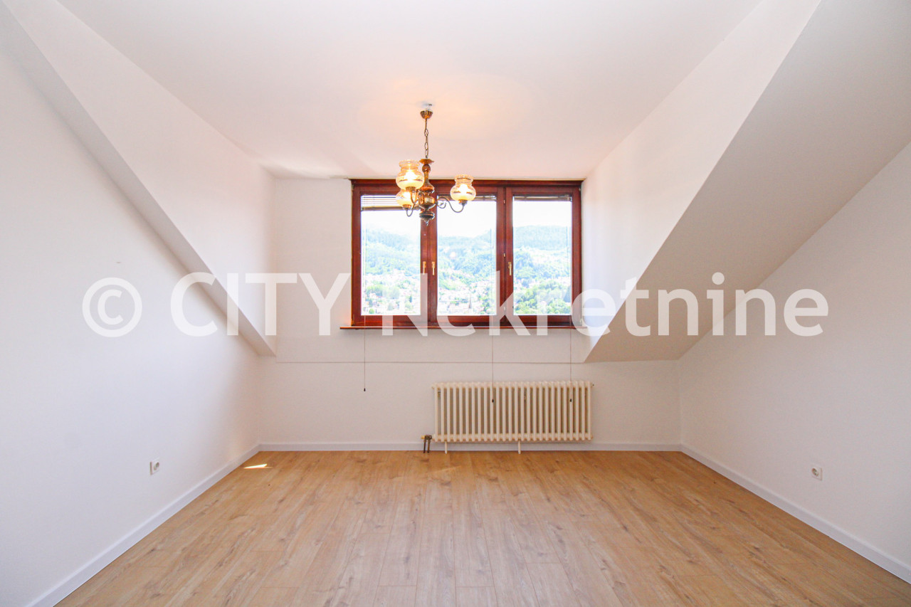 Četverosoban stan - Stari grad - Ćemerlina - 72 m2 3