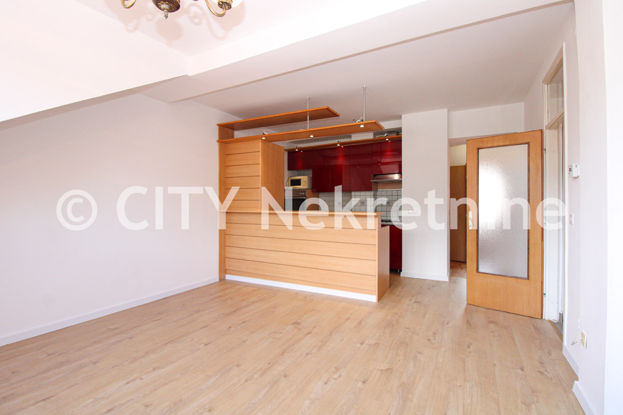 Četverosoban stan - Stari grad - Ćemerlina - 72 m2 6