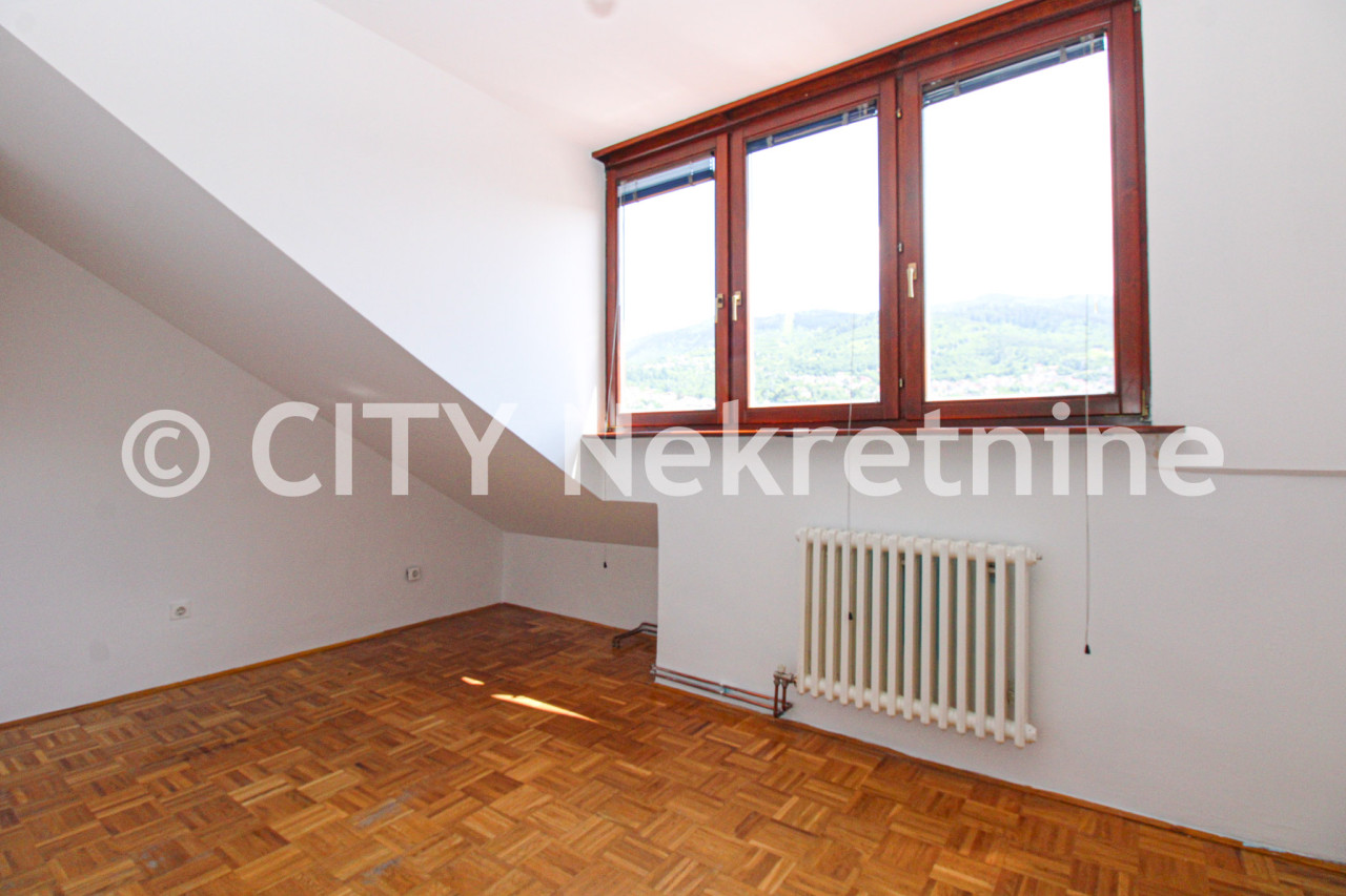 Četverosoban stan - Stari grad - Ćemerlina - 72 m2 10