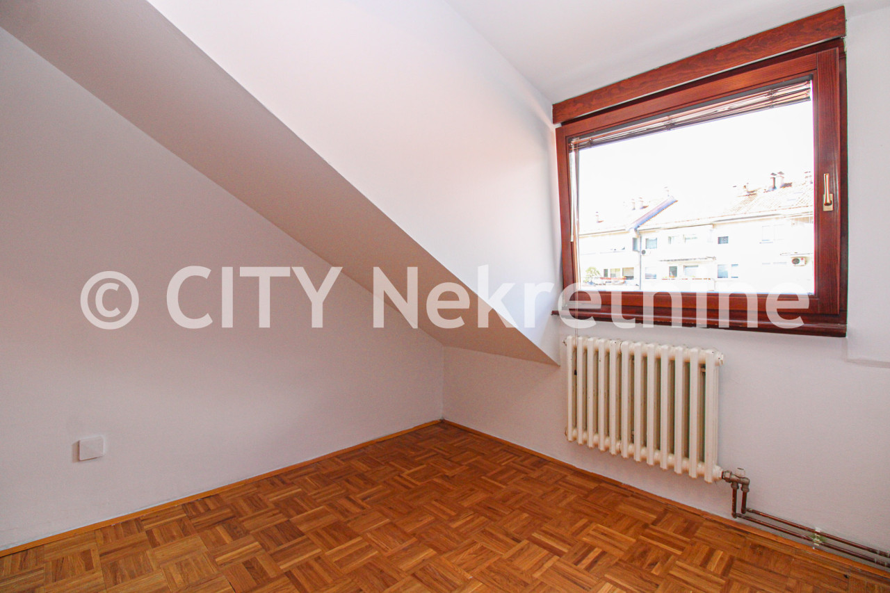 Četverosoban stan - Stari grad - Ćemerlina - 72 m2 15