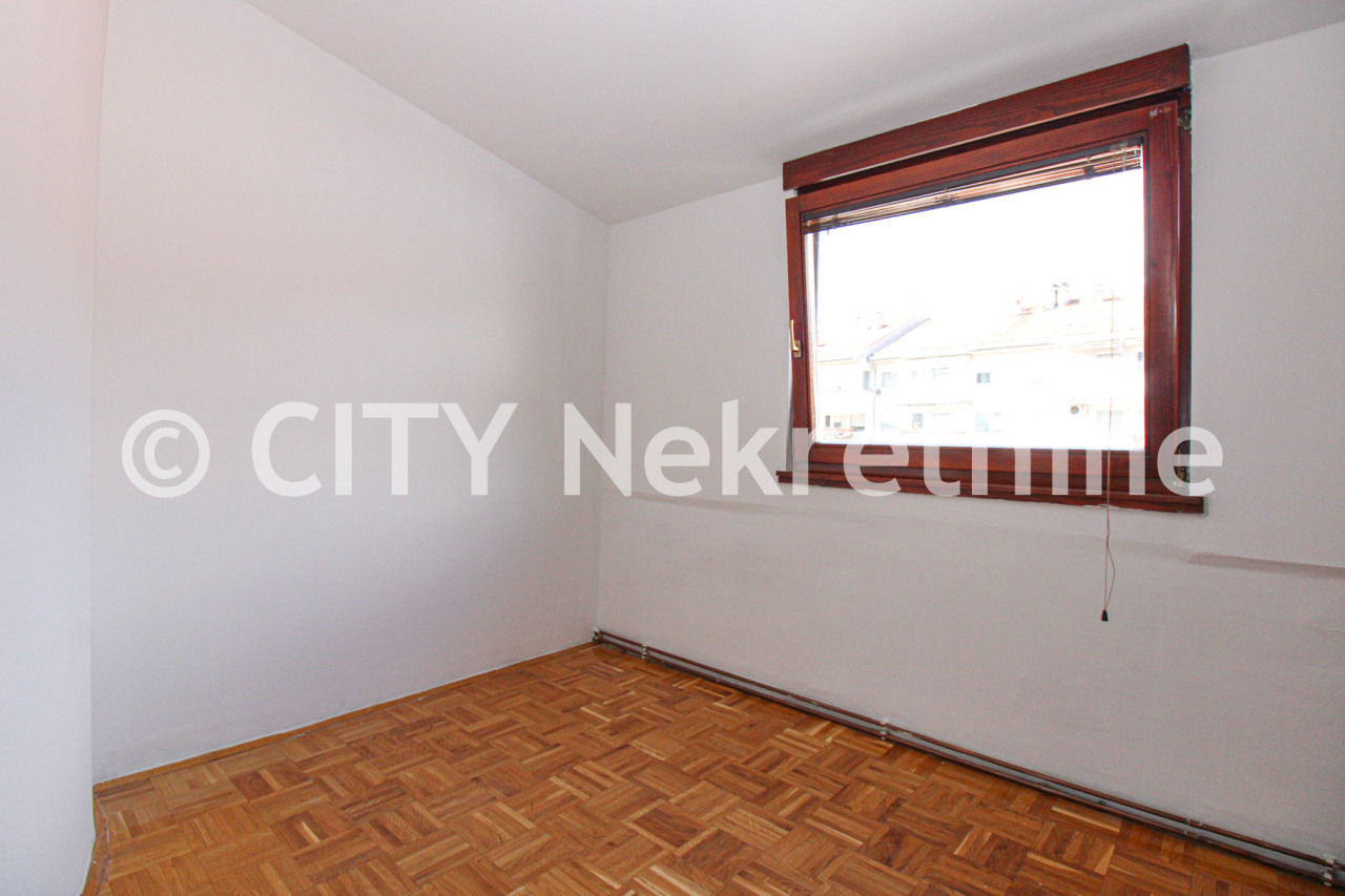 Četverosoban stan - Stari grad - Ćemerlina - 72 m2 19