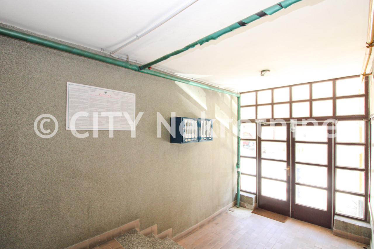 Četverosoban stan - Stari grad - Ćemerlina - 72 m2 28