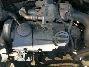 Motor 1.9 tdi BRR 62 kw vw t5 kombi putar