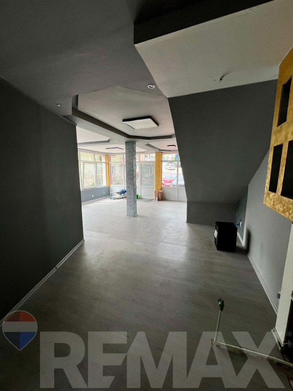 Poslovni prostor na odličnoj lokaciji | Mrkonjić Grad | 100m2 12