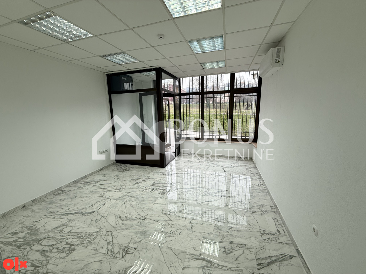 Poslovni prostor u Zenici, 65 m2 2