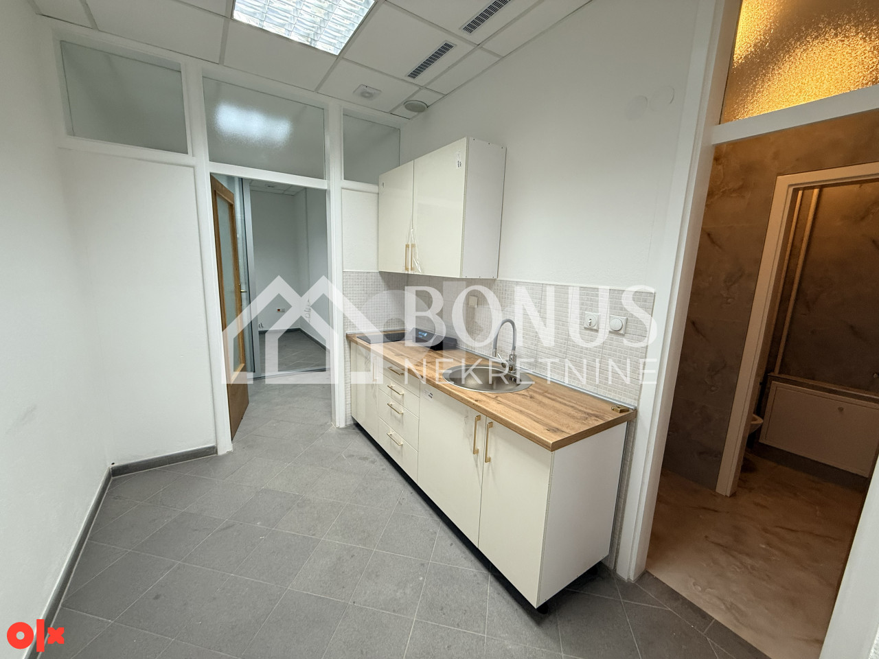 Poslovni prostor u Zenici, 65 m2 6