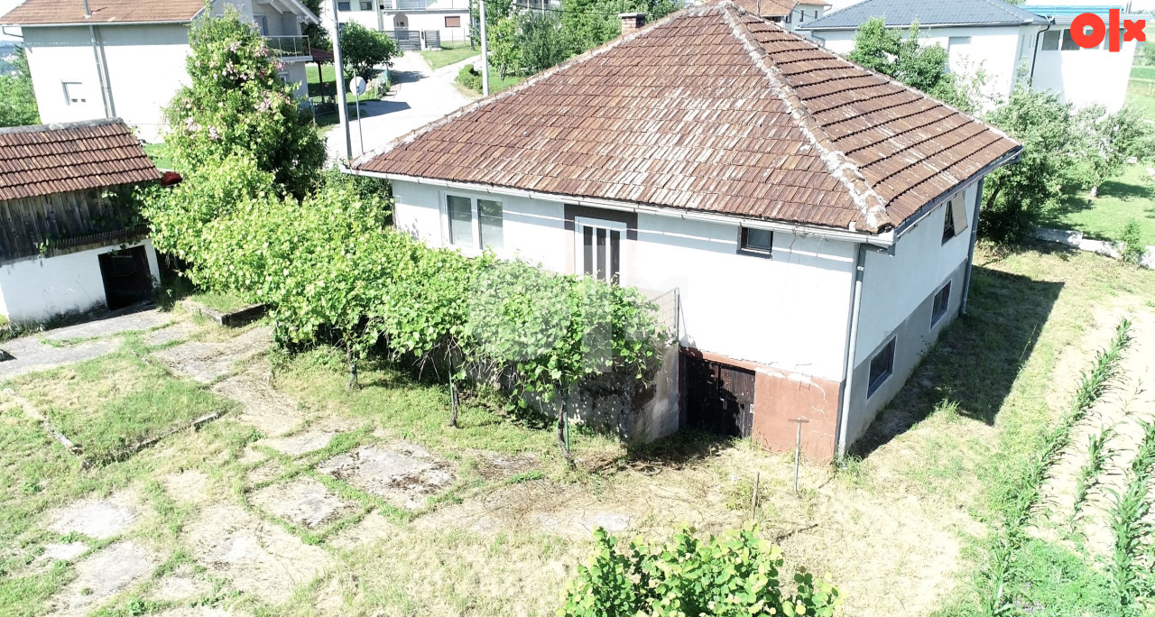 Kuća sa okućnicom | Oraščani, Bosanska Krupa