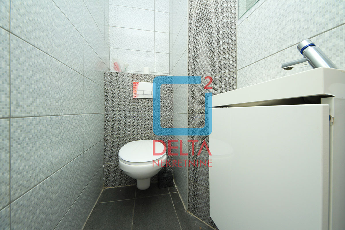 Poslovni / skladišni prostor / 145m2 / Skenderija / Centar 7