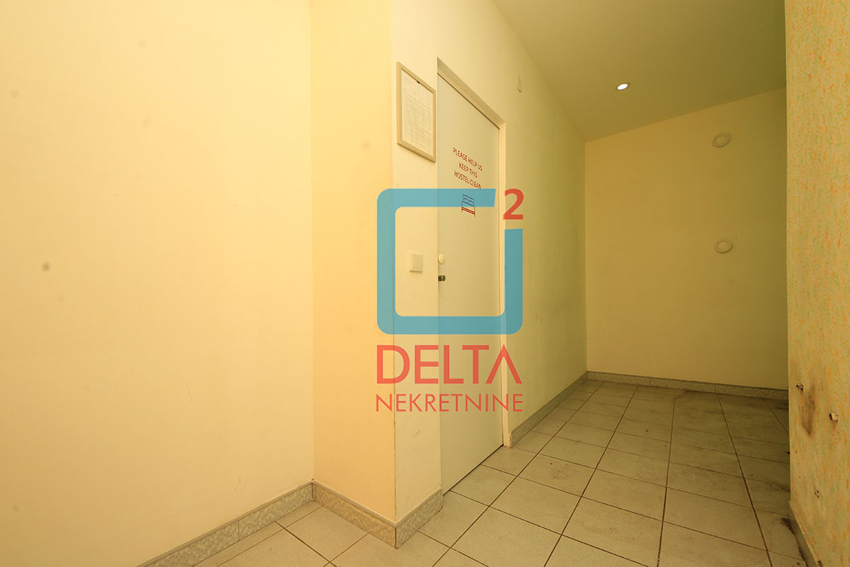 Poslovni / skladišni prostor / 145m2 / Skenderija / Centar 18