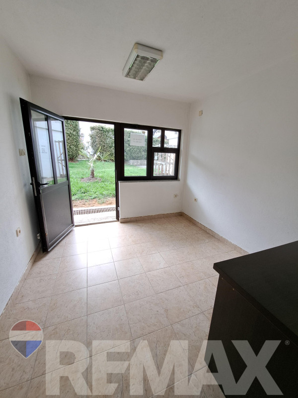 Poslovni prostor 12m2, Lauš, Banja Luka 4