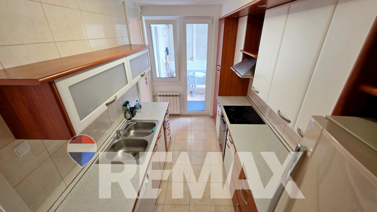 Četverosoban stan 110m2 - centar grada 15