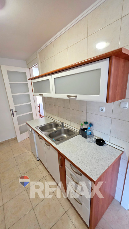 Četverosoban stan 110m2 - centar grada 16