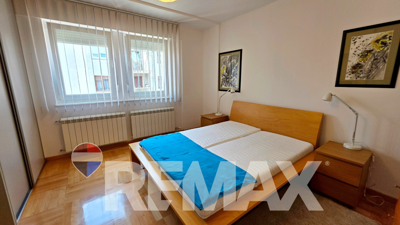 Četverosoban stan 110m2 - centar grada 19