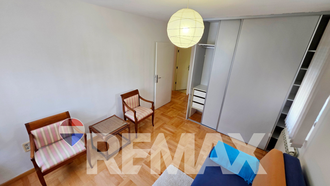 Četverosoban stan 110m2 - centar grada 24