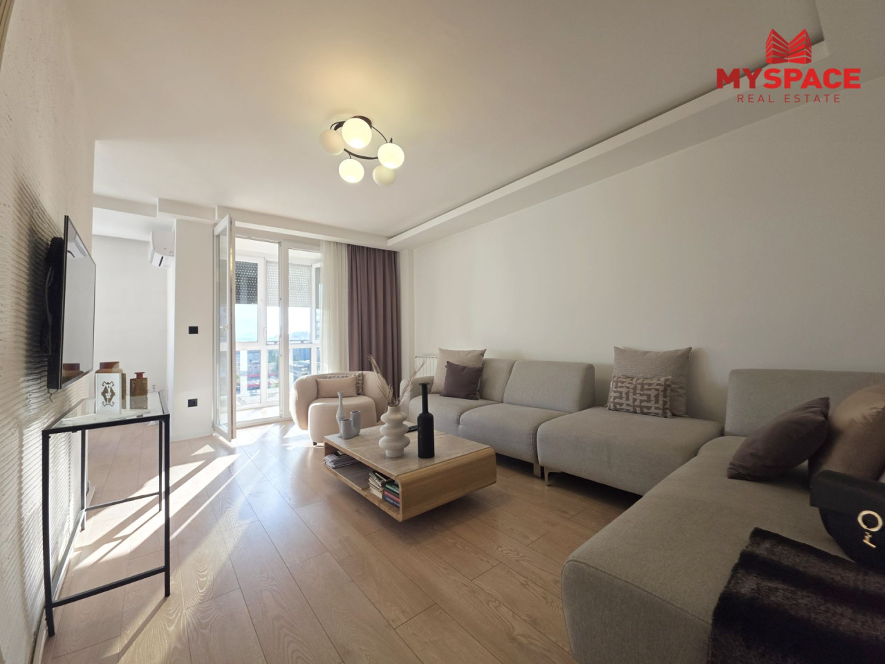 MY SPACE/ Stan/ Pofalići/ RENOVIRAN/ 75m2