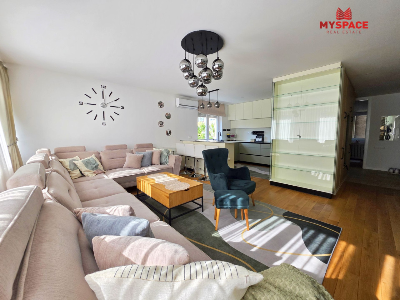 MY SPACE/ Stan/ Centar/ RENOVIRAN/ NAMJESTEN/ 92 m2 3
