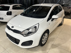 KIA RIO 1.2i 2014 GODINA, KLIMA, VOLAN S KOMANDAMA