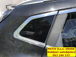 BOČNO staklo DESNO Nissan Qashqai J11 2014