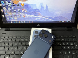 IPHONE 17 PRO 256GB BLUE 97% BAT GARANCIJA APPLE