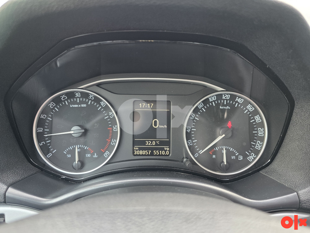 Škoda Octavia 2011 1.6 TDI 77KW 065 007 017