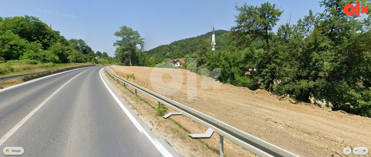 IZDAJE SE PLAC PORED MAGISTRALNOG PUTA 3