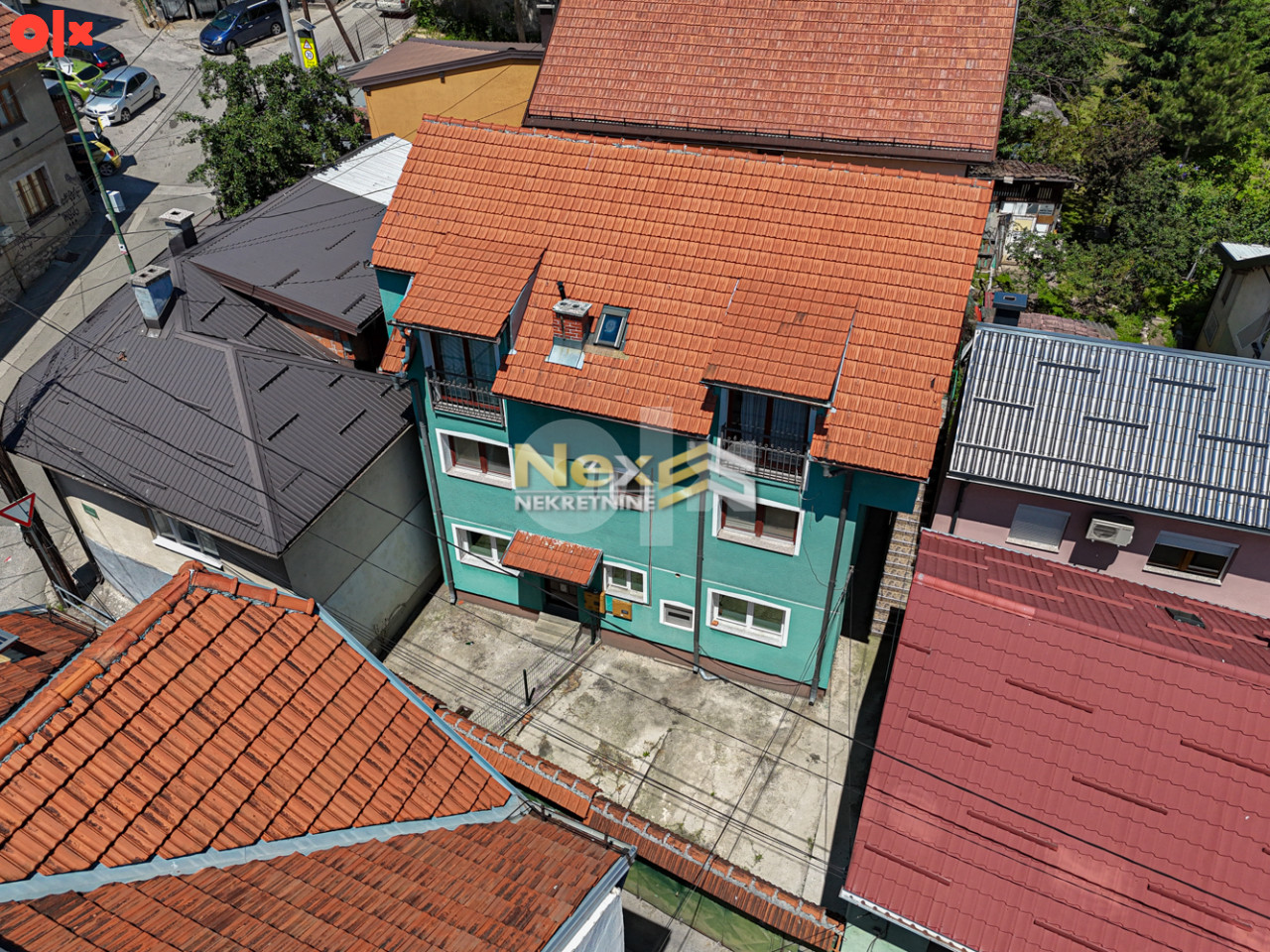 Kuća na atraktivnoj lokaciji Tepebašina/Centar 213,82 m2 3