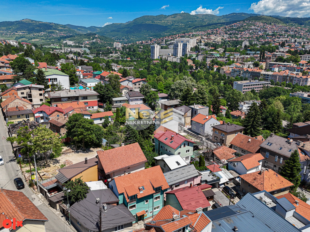 Kuća na atraktivnoj lokaciji Tepebašina/Centar 213,82 m2 2