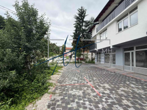 Dobroševići | Stambeno-poslovni objekat 344.48m2 | Novi Grad photo 4