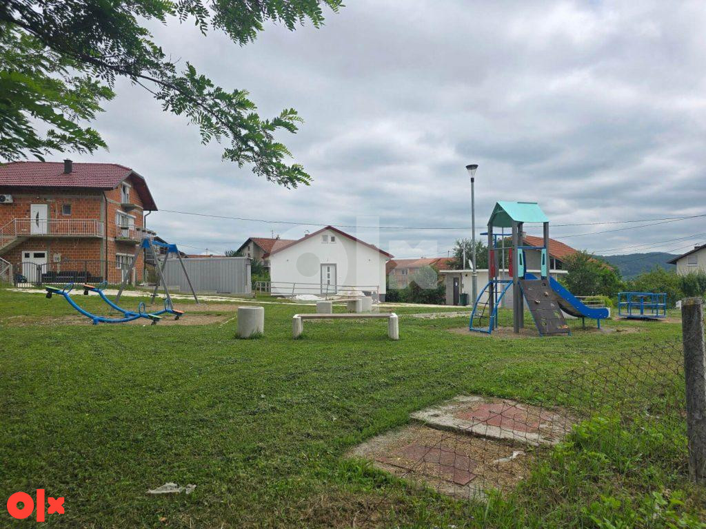 Drakulić, kuća od 270m2 na placu od 780m2 18