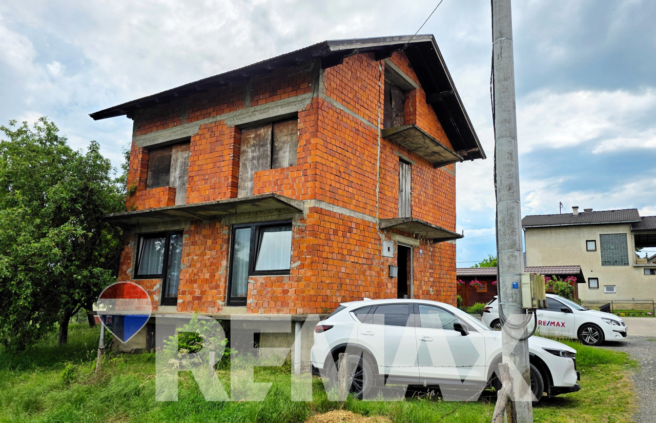 Kuća sa 3 stana | 200m2 - Prijedor