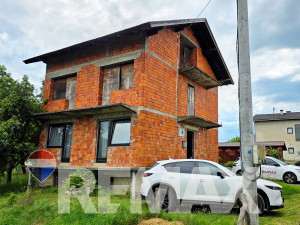 Kuća sa 3 stana | 200m2 - Prijedor