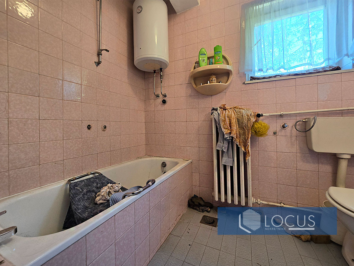 LOCUS: Kuća na parcel 3.664m2 u blizini centra, Vogošća 10