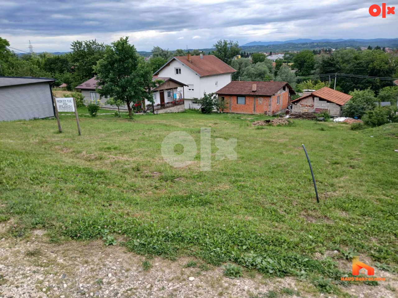 Ekskluzivno: Plac 850 m2 sa projektom i dozvolom 5