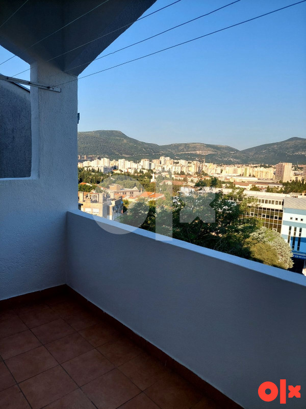 Namješten, renoviran stan- Zalik 72m2 5