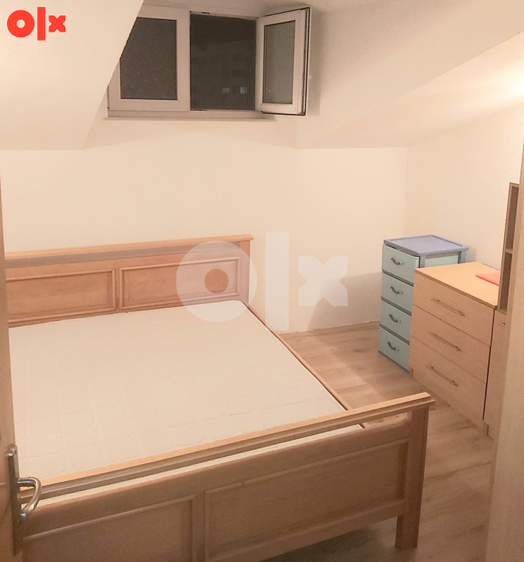 Namješten, renoviran stan- Zalik 72m2 11