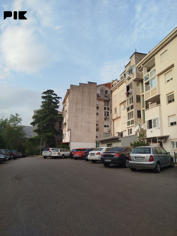Mostar,Zalik-prodaje se namješten stan, atraktivna lokacija  72m2