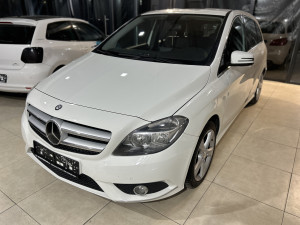 MERCEDES-BENZ B180 CDI AUTOMATIK, 2015 GOD, ALU FELGE