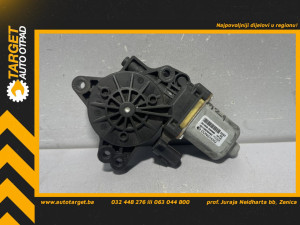 MOTORIC PODIZACA STAKLA HYUNDAI I30 > 12-16 82450A5000