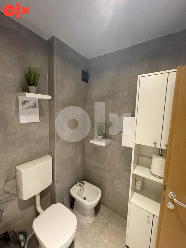 Poslovni kancelarijski prostor 126m2 +30m2 balkon 13