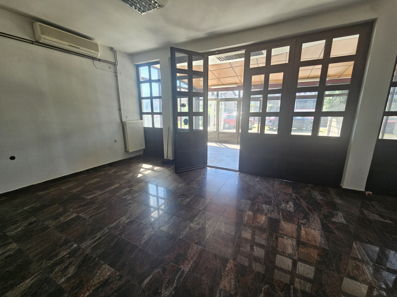 Poslovni prostor 85m2/ Budžak/Lazarevo 3