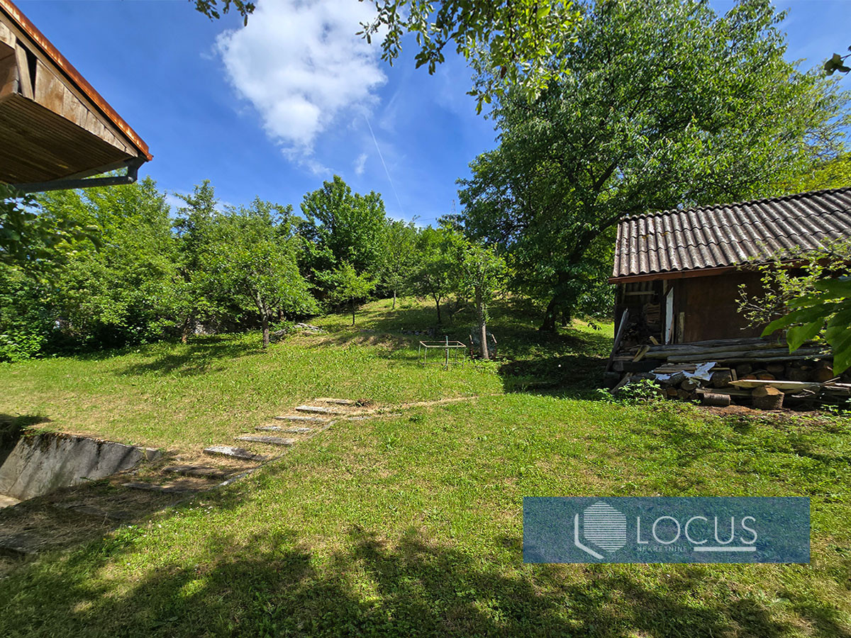 LOCUS: Vikendica na parceli 1.421m2, Miševići, Hadžići 11