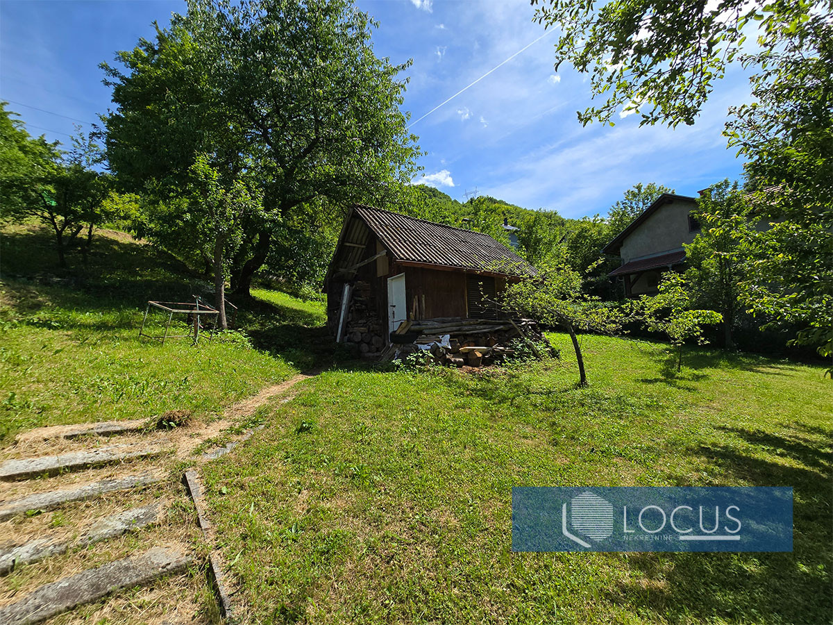 LOCUS: Vikendica na parceli 1.421m2, Miševići, Hadžići 15