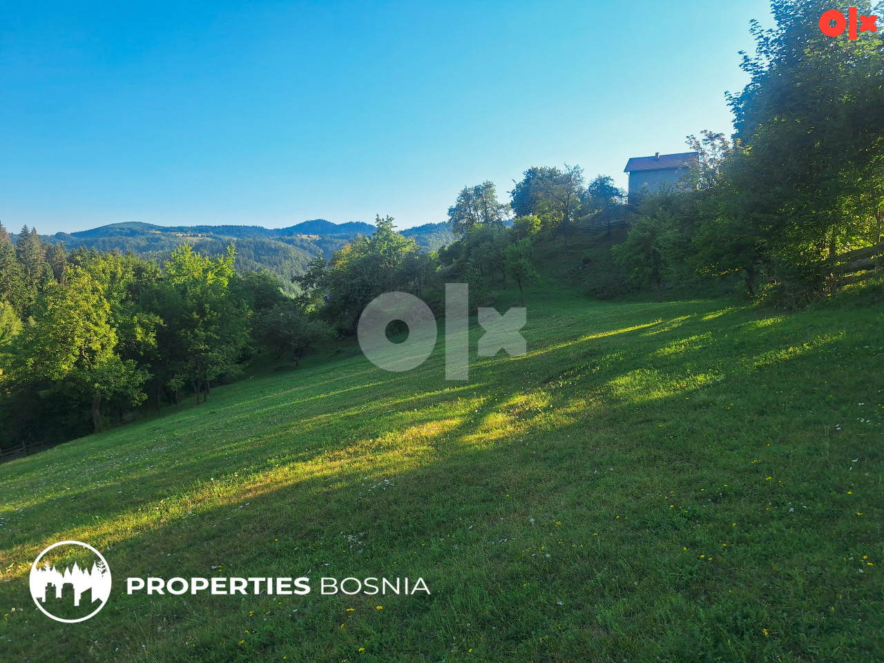 Kuća sa 12.000m2 zemljišta 10