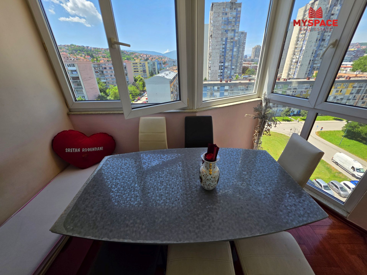 MY SPACE/ Stan/ Grbavica/ LORIS/ NAMJESTEN/ 78(80) m2 9
