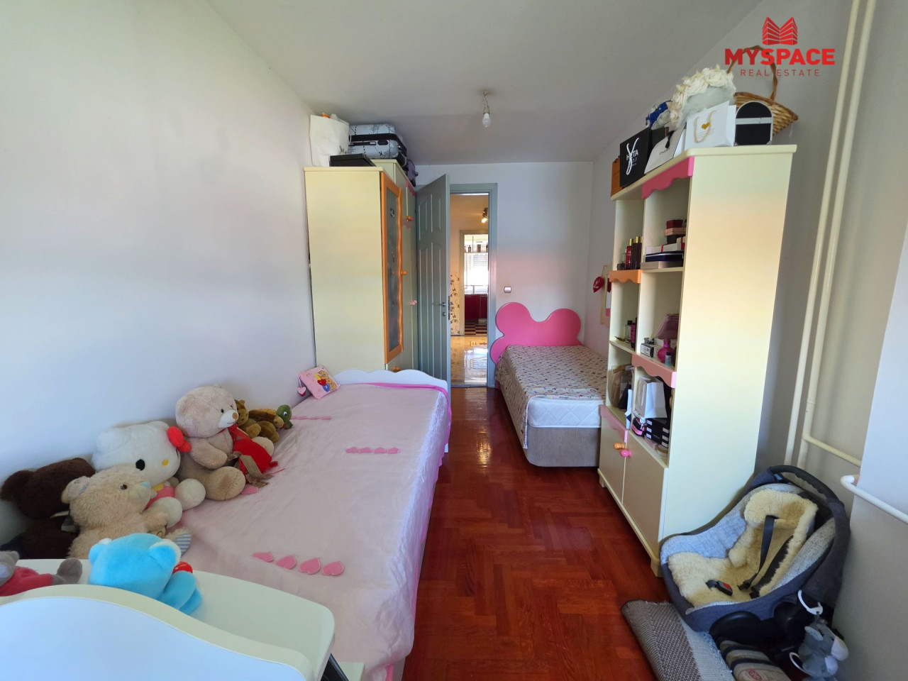 MY SPACE/ Stan/ Grbavica/ LORIS/ NAMJESTEN/ 78(80) m2 17