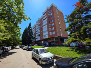MY SPACE/ Stan/ Grbavica/ LORIS/ NAMJESTEN/ 78(80) m2