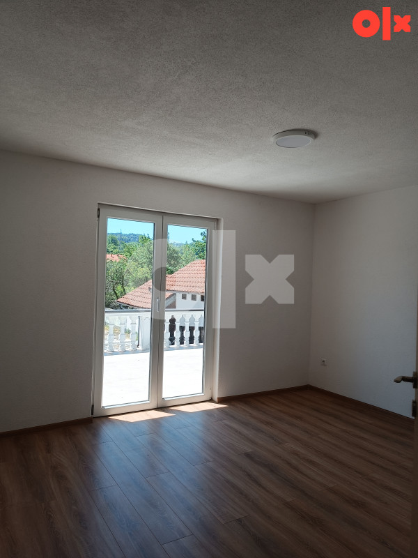 Stan Tuzla 80m2 (+40m2 rerasa) 3