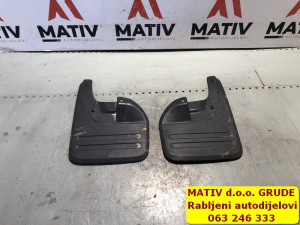 BLATARICA prednja Toyota Hilux 2010 76622-0K040 76621-