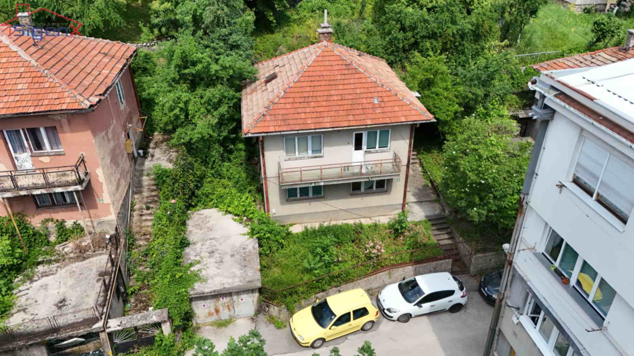 Sigenx prodaje kuću sa garažom/Centar/Mehmeda Handžića 14